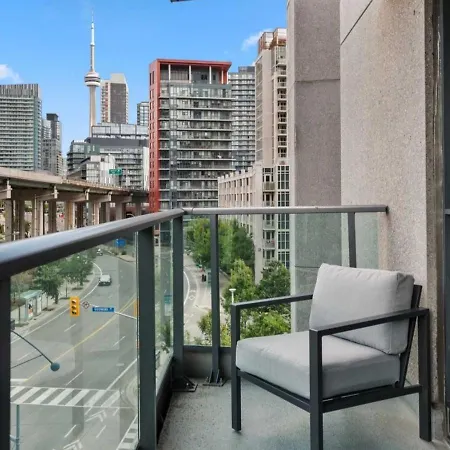 Cn Tower View With Free Parking, Pool, & More Amenities